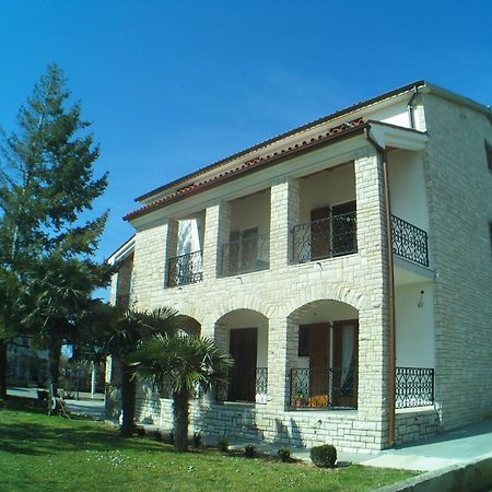 B&B Moderno Fažana Exteriör bild