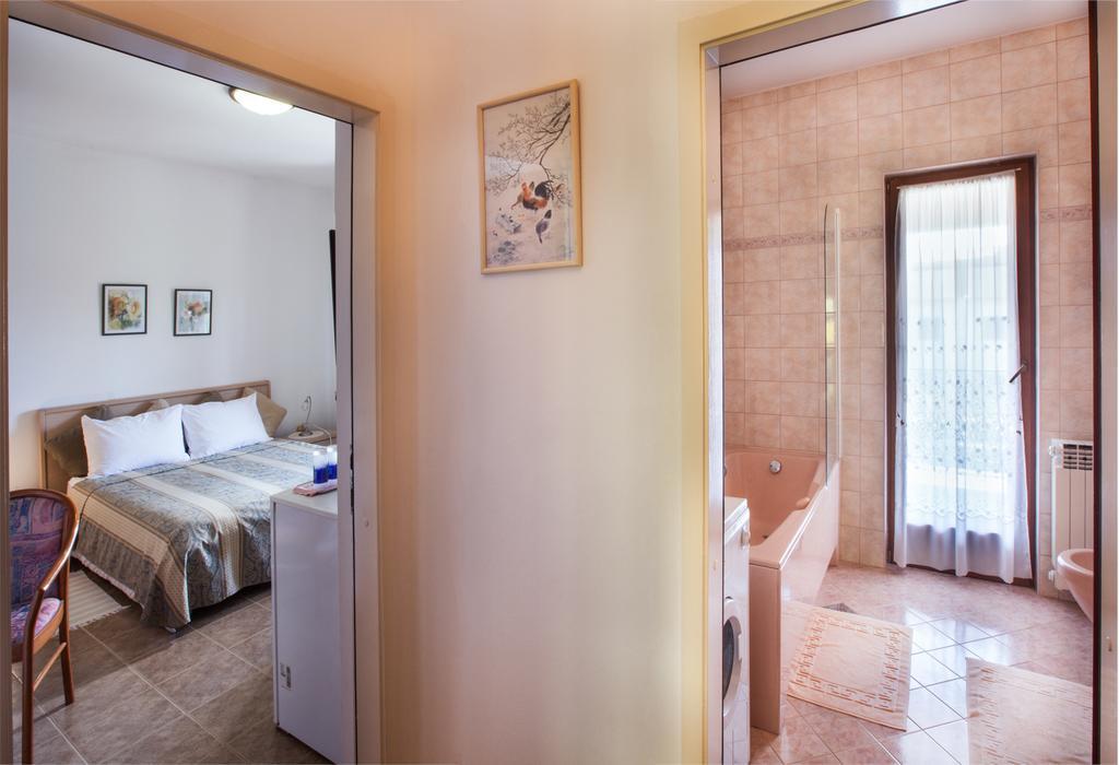 B&B Moderno Fažana Rum bild