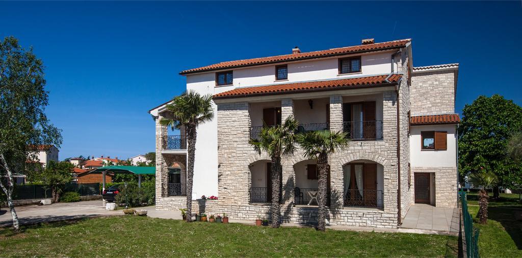 B&B Moderno Fažana Exteriör bild