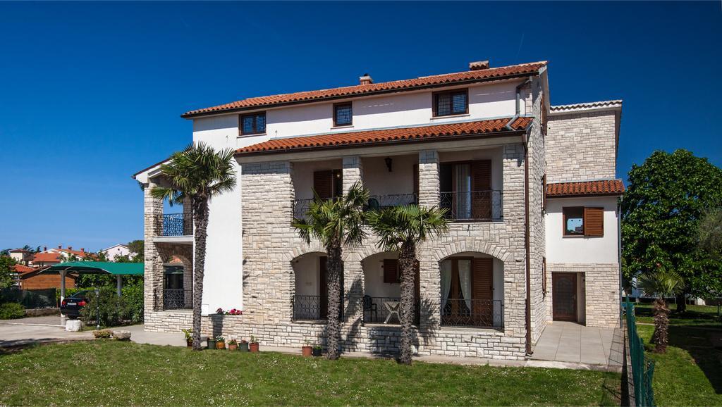 B&B Moderno Fažana Exteriör bild